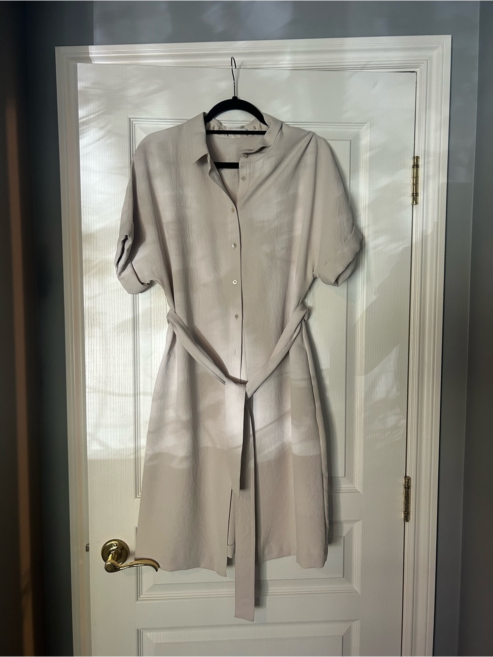 Babaton Light Taupe Button-Front Midi Shirt Dress